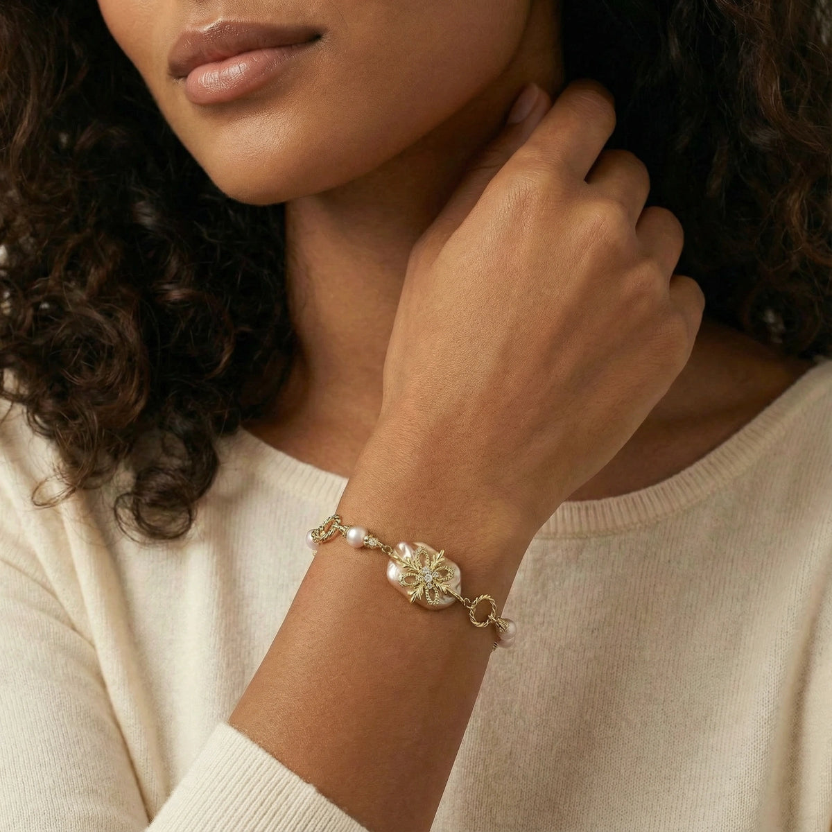Baroque Pearl Bloom Bracelet